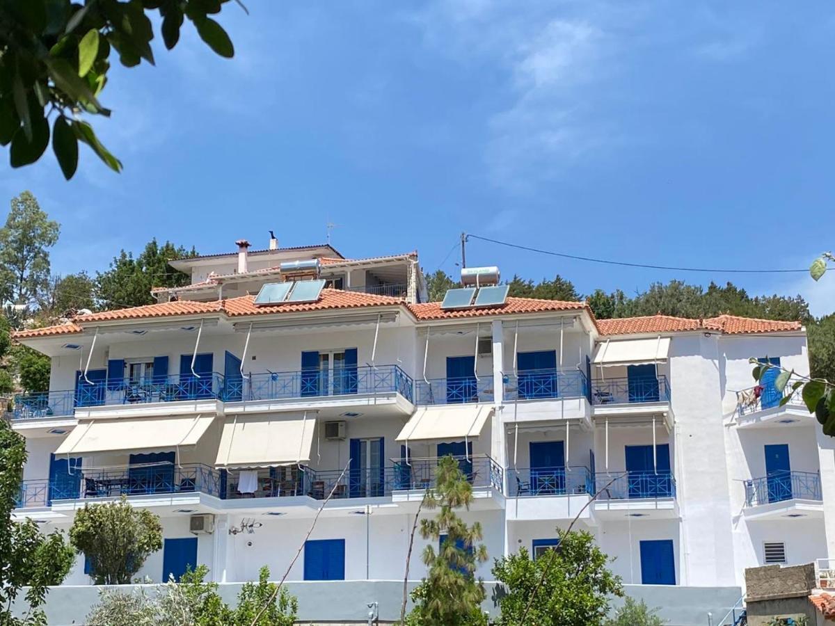 Matina Apartments Tyros Exterior photo